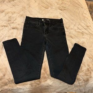 Black Levi’s jeans